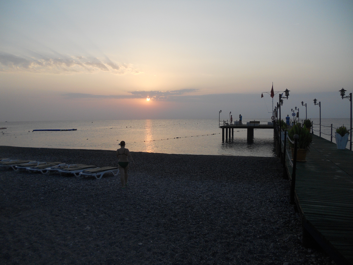 Авторское фото. Закат в КЕМЕРЕ у моря.