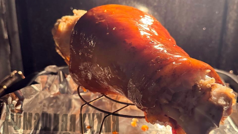 Рулька свиная «Долгая». Но вкусная. Карамелизованная