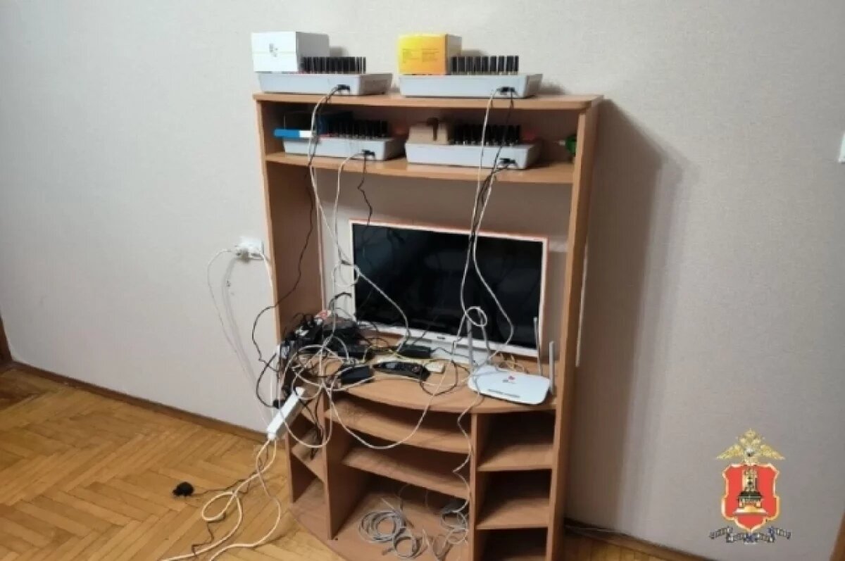    В двух квартирах Твери накрыли узлы связи дистанционных мошенников