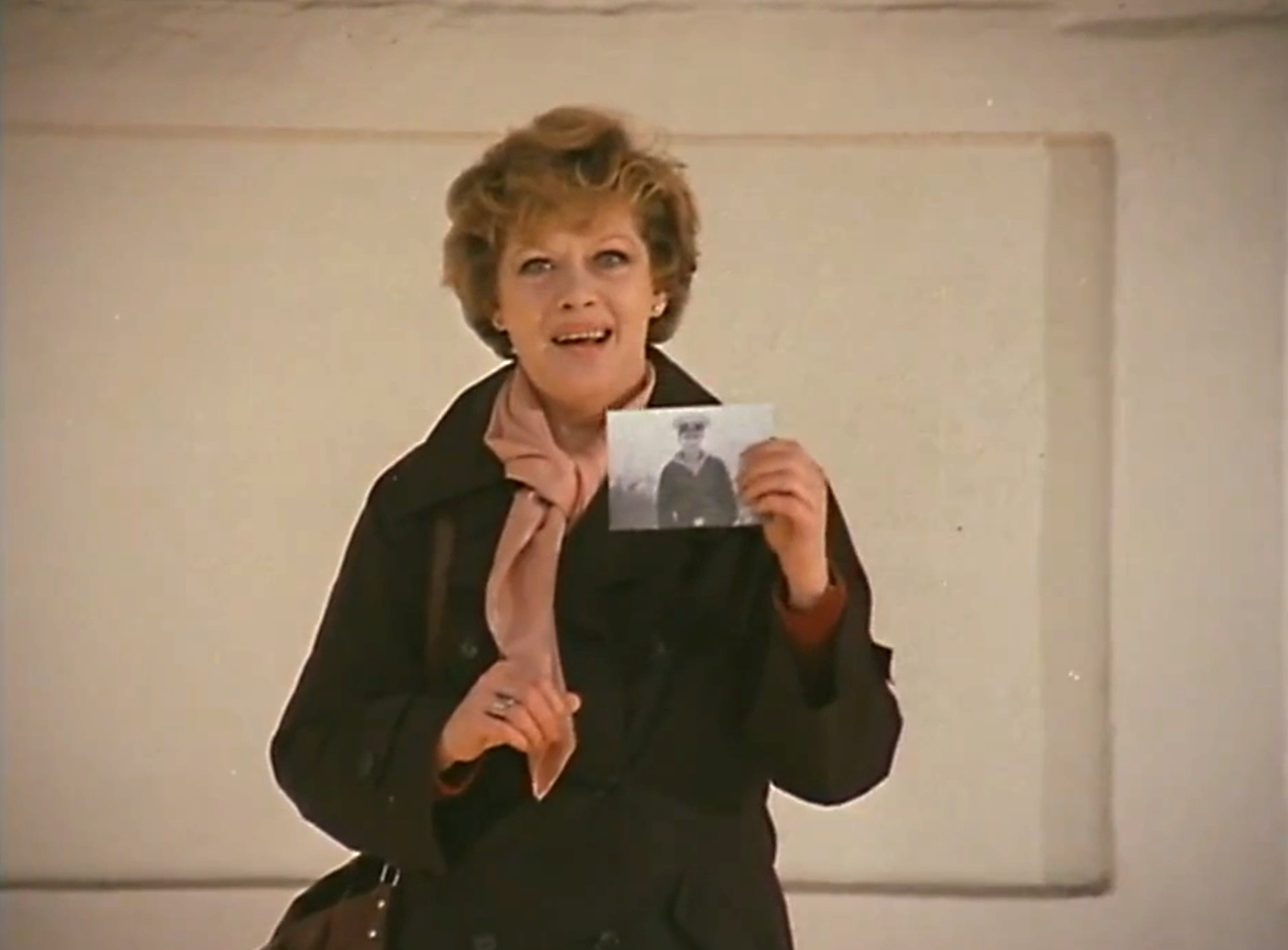 Кадр из кинофильма "Опасный возраст", 1981 г., режиссер Александр Прошкин, сценарист Роман Фурман, композитор Эдуард Артемьев (скриншот)
