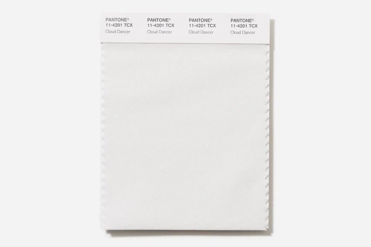 Pantone
Оттенок Cloud Dancer.