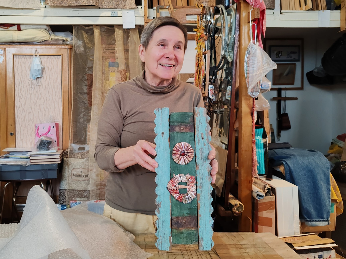 Татьяна со своей работой