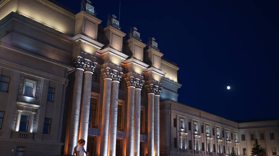 Фото: Юрий Стрелец / Коммерсантъ