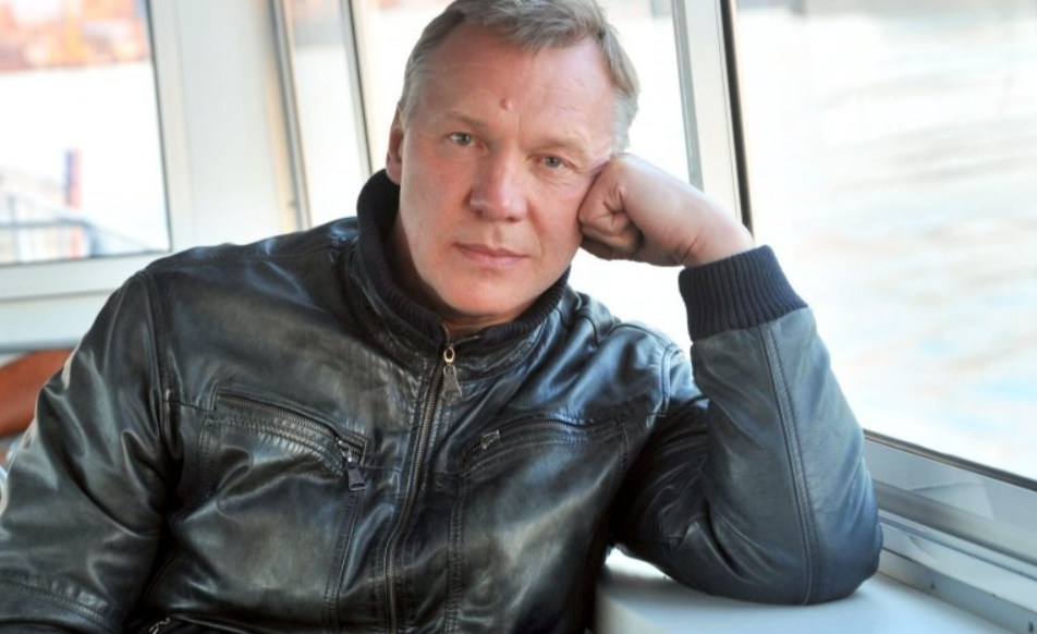 Анатолий Журавлёв