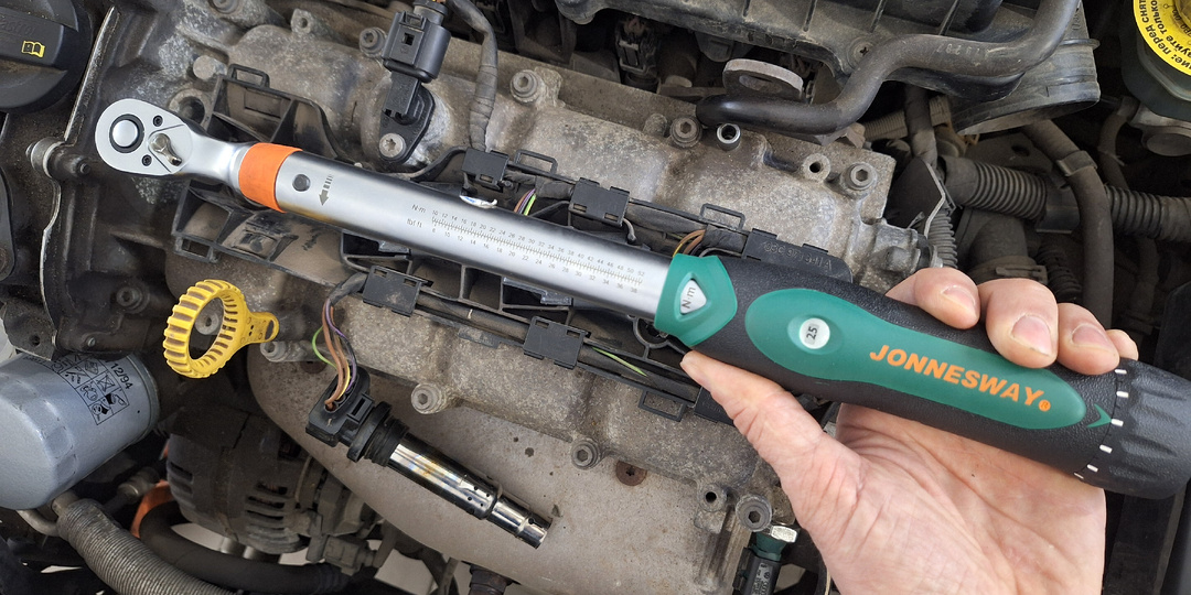 Купил динамометрический ключ повышенной точности Jonnesway 10-50 Ньютон. Почему именно он? Рассказываю