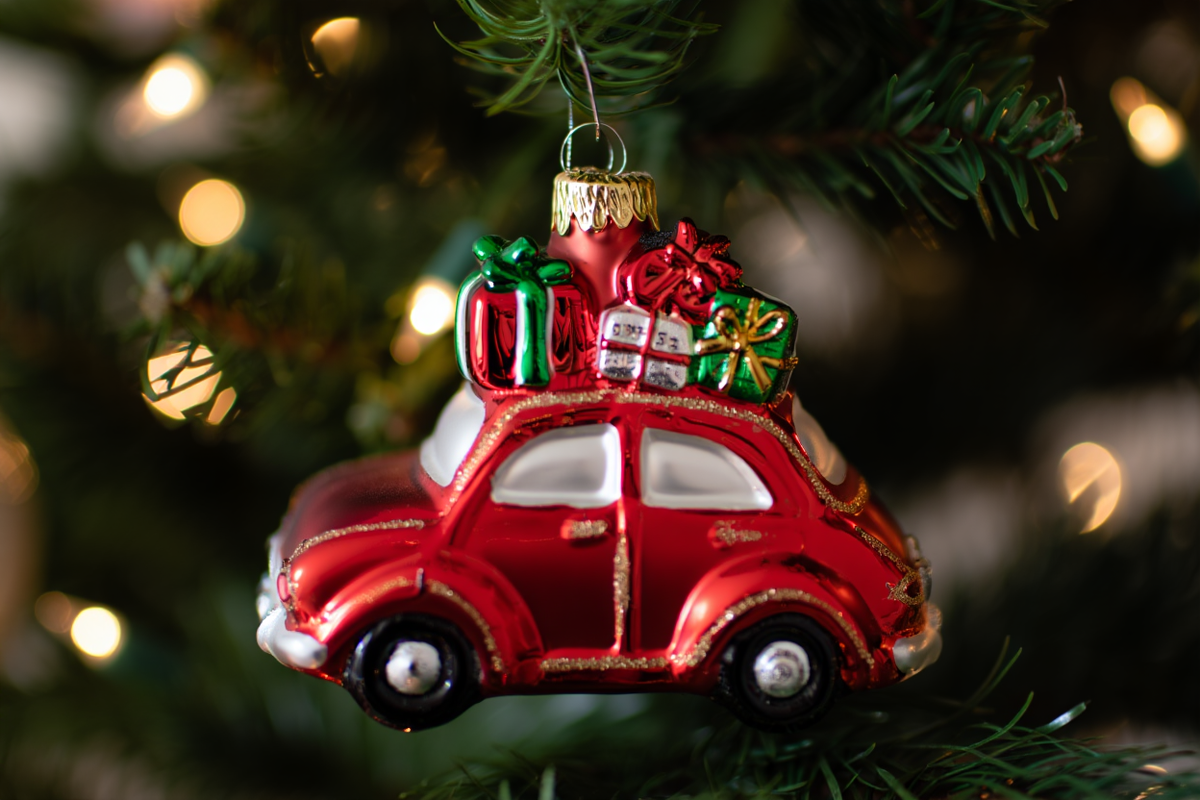 Автомобиль с подарками - для переезда в Новом 2026 году