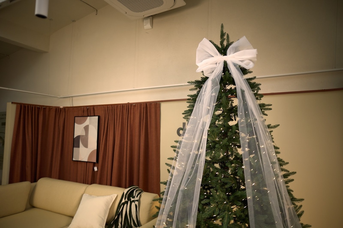 Фотограф: Владислав Ярчевский; гаффер: Павел Ждан; стилист-декоратор: Алена Кузнецова