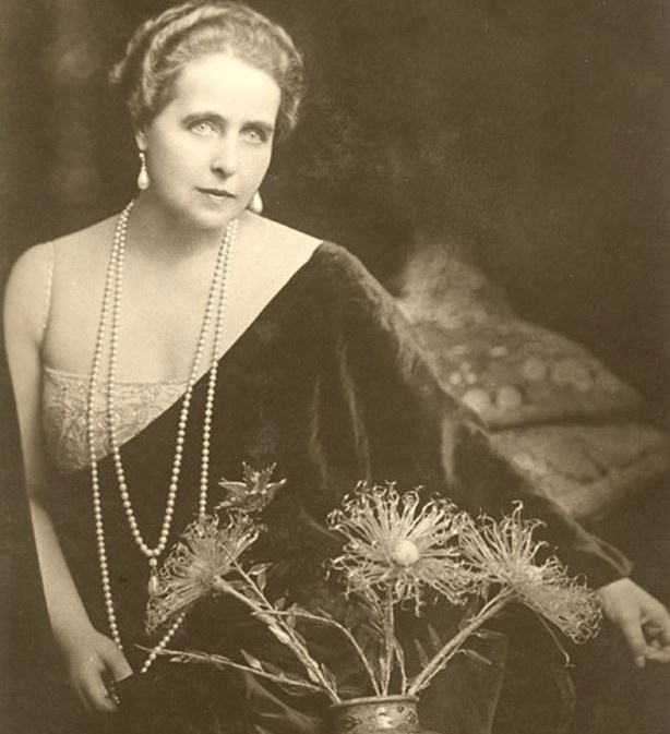    Фото из архива Ботанического сада в Балчик