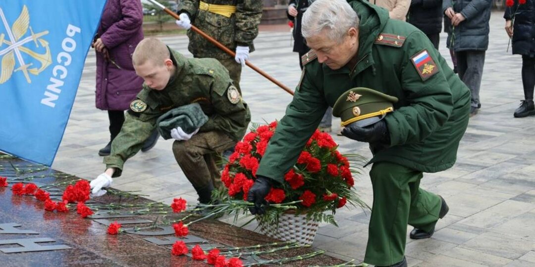 ДОСААФ России в Самаре приняло участие в митинге-реквиеме у Вечного огня