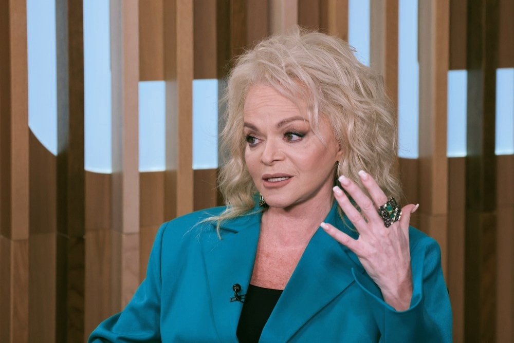 Из открытых источников в интернете. Лариса Долина.