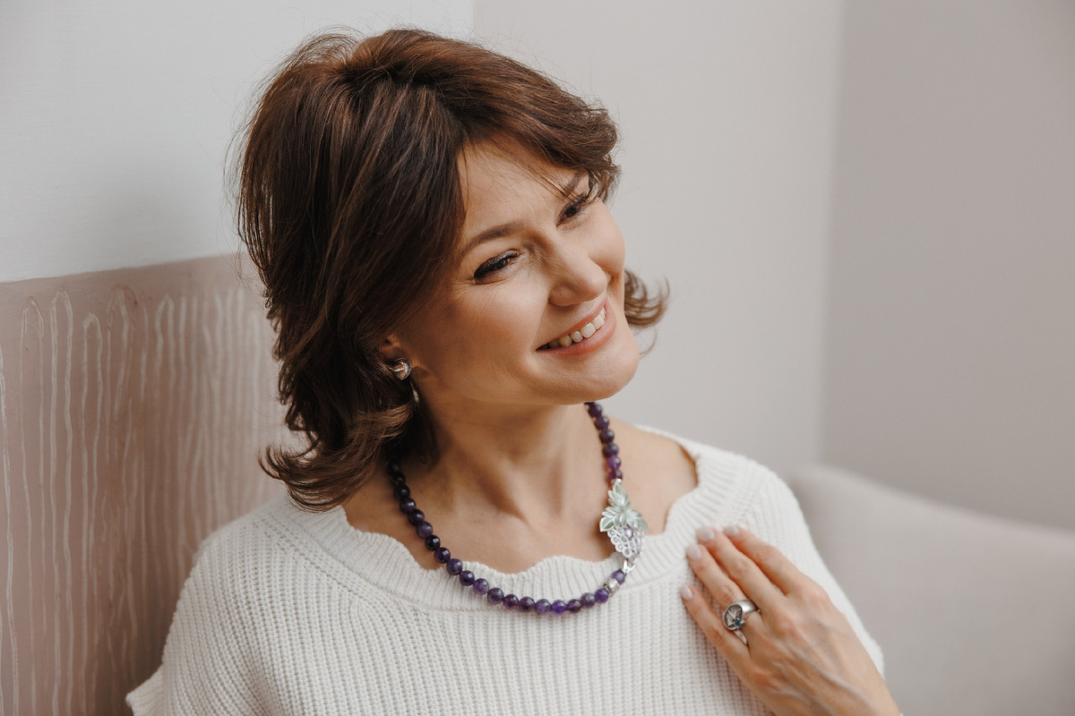 Бренд TRIORA, коллекция Италия: колье из натурального аметиста, дизайнерская брошь