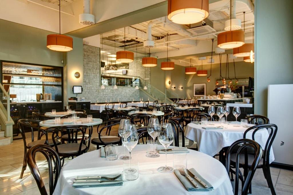 Интерьер ресторана Frantsuza Bistrot. Фото: соцсети проекта.