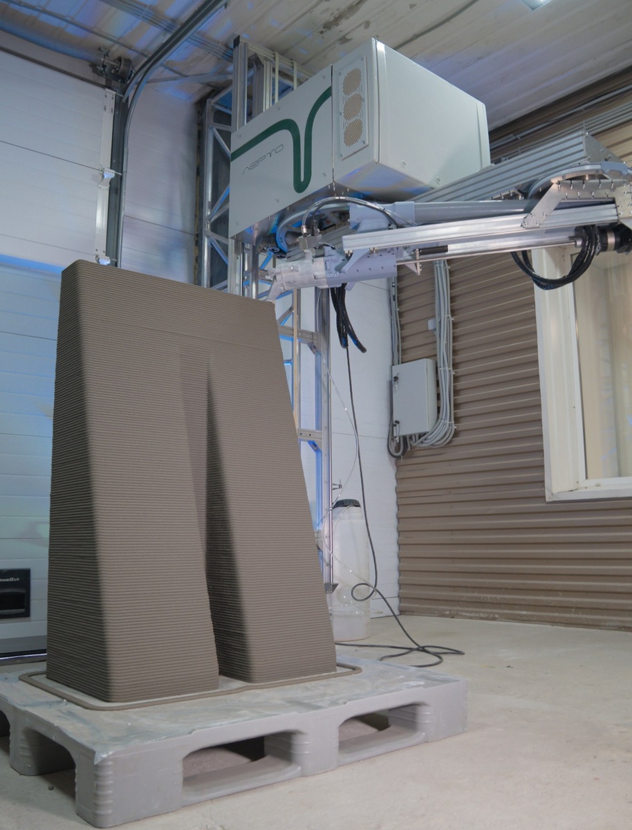 Лерто принтер напечатал бетоном букву П