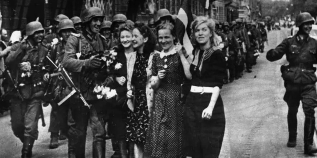 Кто в СССР встречал немцев в 1941-м году с цветами и улыбками