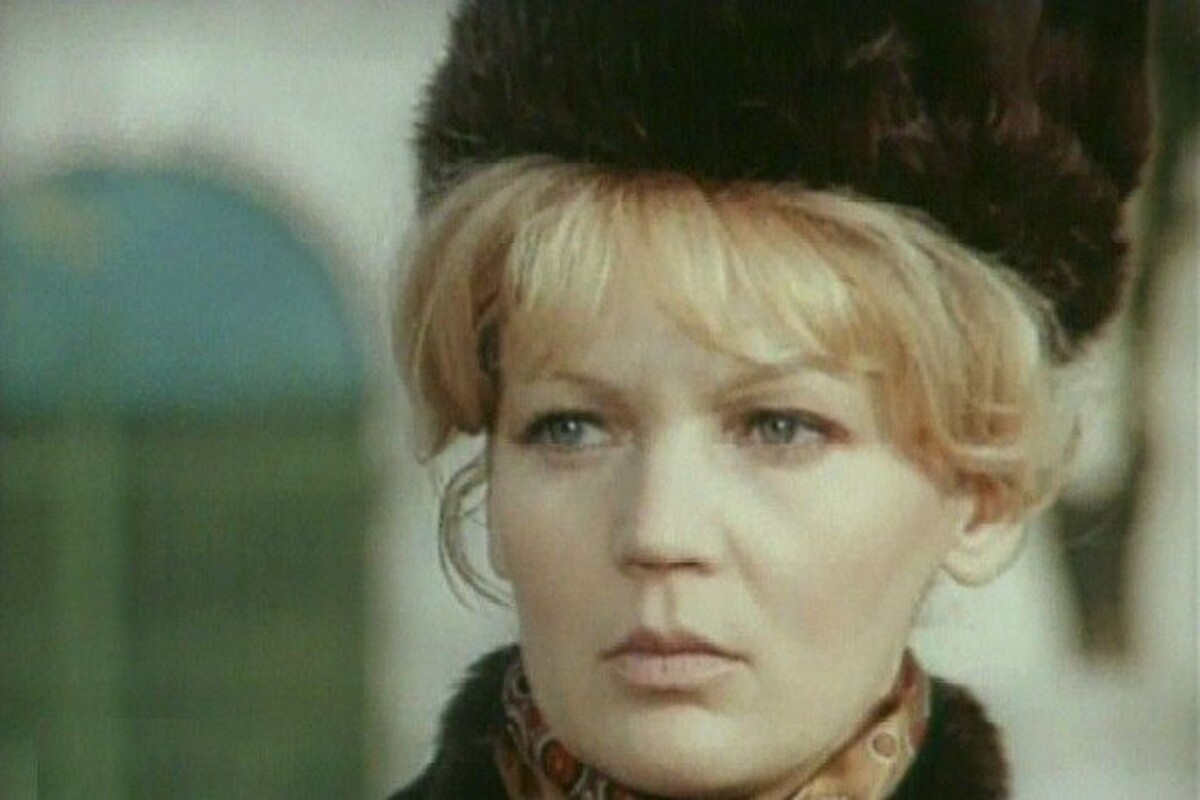 Людмила Давыдова (Шляхтур) в фильме "Место встречи изменить нельзя" / фото из открытых источников