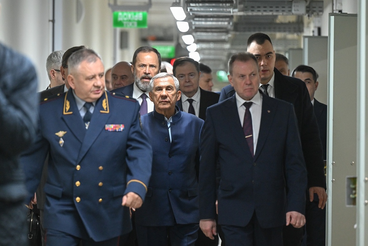 По словам Минниханова, введение в эксплуатацию режимного объекта позволит полностью решить проблему переполненности следственных изоляторов в столице Татарстана.  Фото: Фото: пресс-служба раиса Республики Татарстан