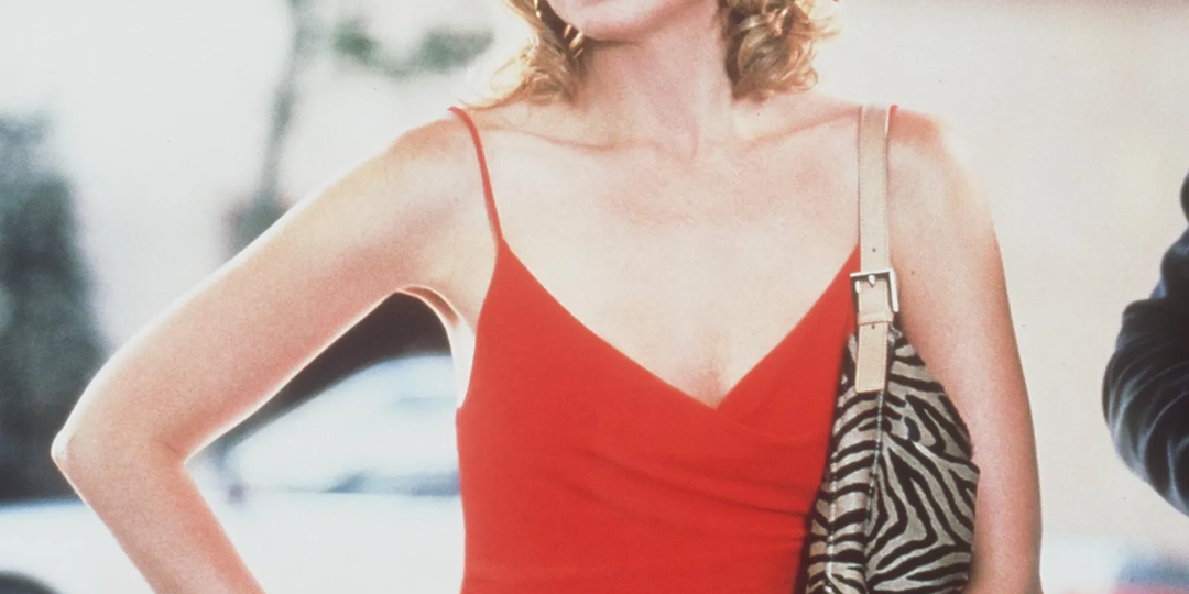 Звезда "Секса в большом городе" вышла замуж – в четвертый раз и в белом свадебном образе от Dior