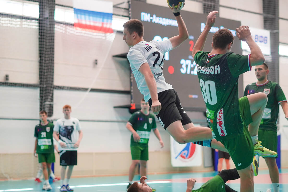    "В этом году команды подравнялись". Матч пермяков с дублем "Каустика"