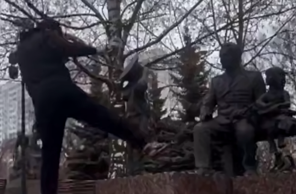     lombardlnl_005/Instagram (владелец компания Meta признана в России экстремистской и запрещена)