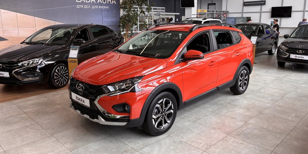 Стала известна средняя цена нового отечественного авто