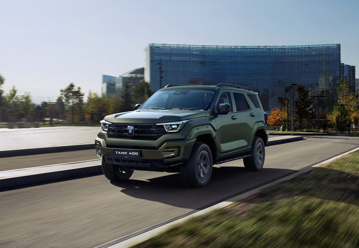 Внешность "Танка 400" очень своеобразна и оригинальна