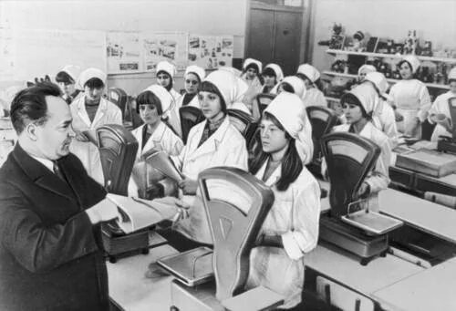 Студентки ПТУ