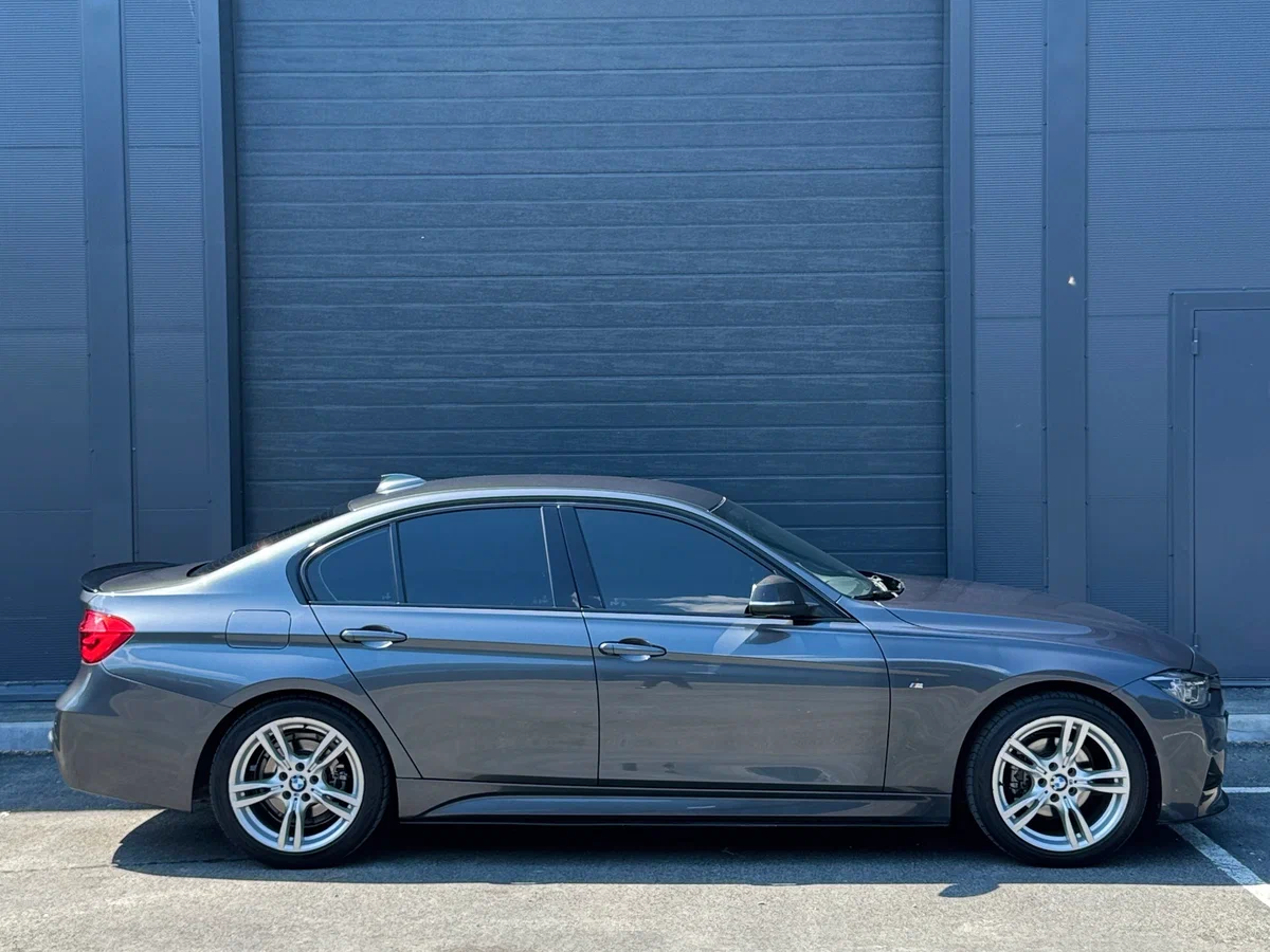 Эту машину еще делали специалисты, а не маркетологи