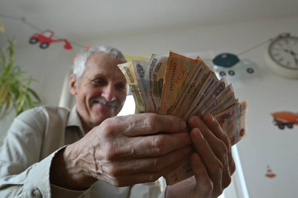    В Союзе пенсионеров назвали нереалистичной идею поднять пенсии до 50 тыс. рублей Евгения ГУСЕВА