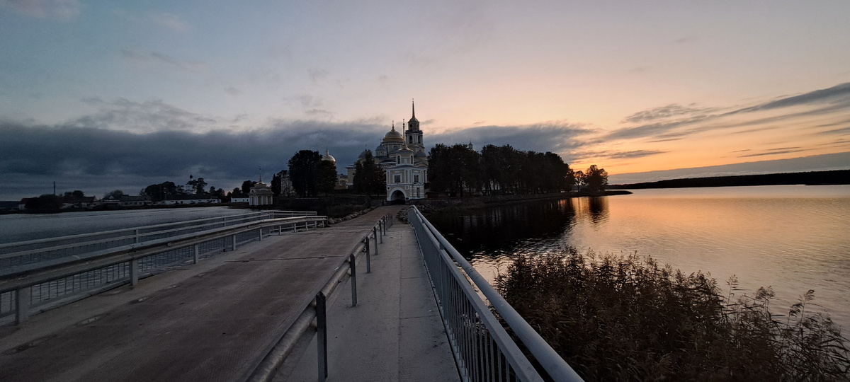 Закат на Селигере.