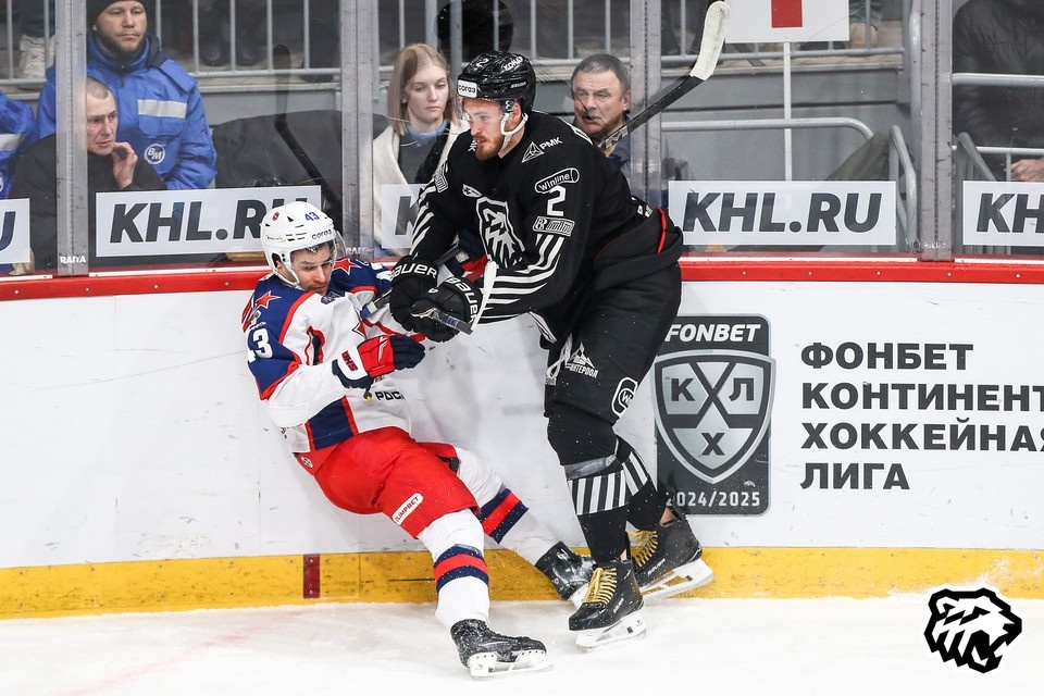    Домашнюю серию «Трактор» начал с поражение от ЦСКА со счетом 2:3. Фото ХК «Трактор»