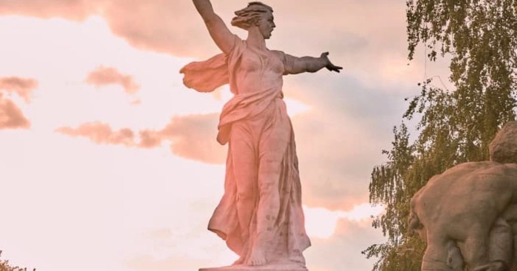 АБЗАР: “Вкус героической Волги: 436 лет за столом — отражает возраст города и кулинарное наследие.”