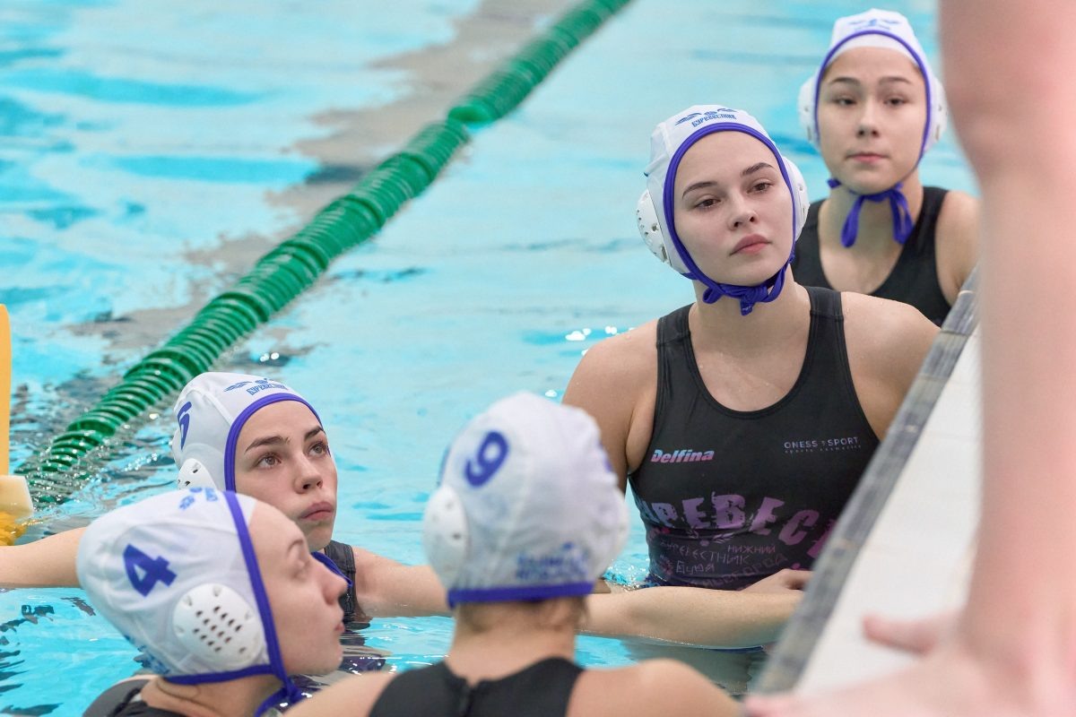    Нижегородские девчата вплотную приблизились к лидирующей позиции