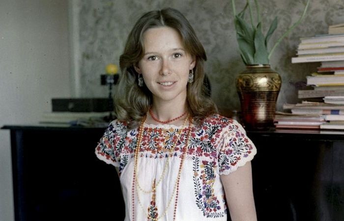 Второй брак не продержался и года.