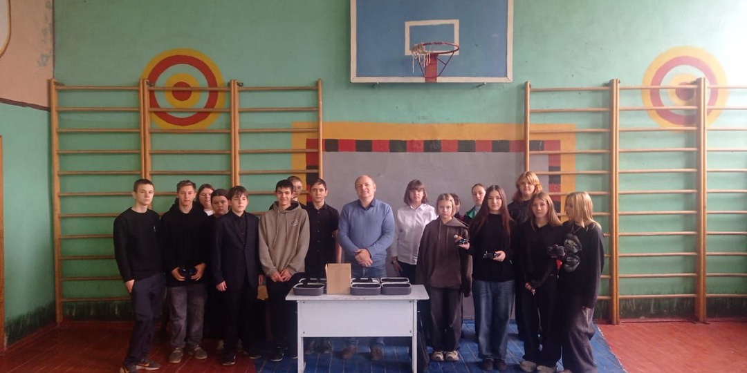 Повелители дронов. МБОУ Платовская СОШ.