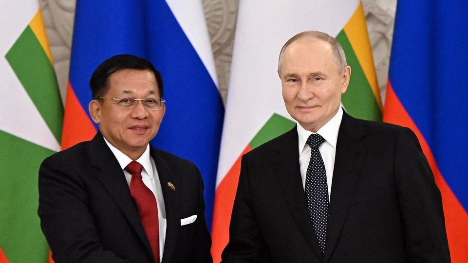    Премьер-министр Мьянмы Мин Аунг Хлаинг и президент России Владимир Путин. Komsomolskaya Pravda / www.globallookpress.com