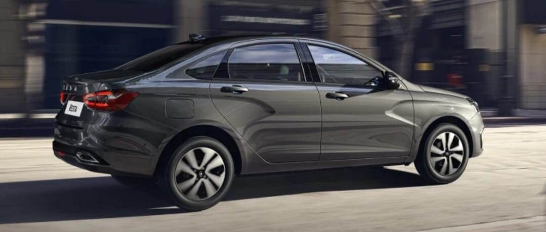 Фотография: Lada Vesta   lada.ru