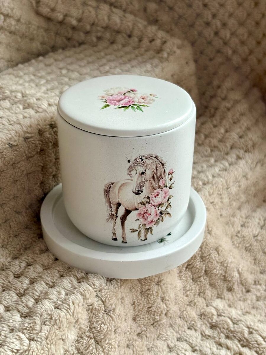 Набор "Новогодняя лошадка": свеча и подставка