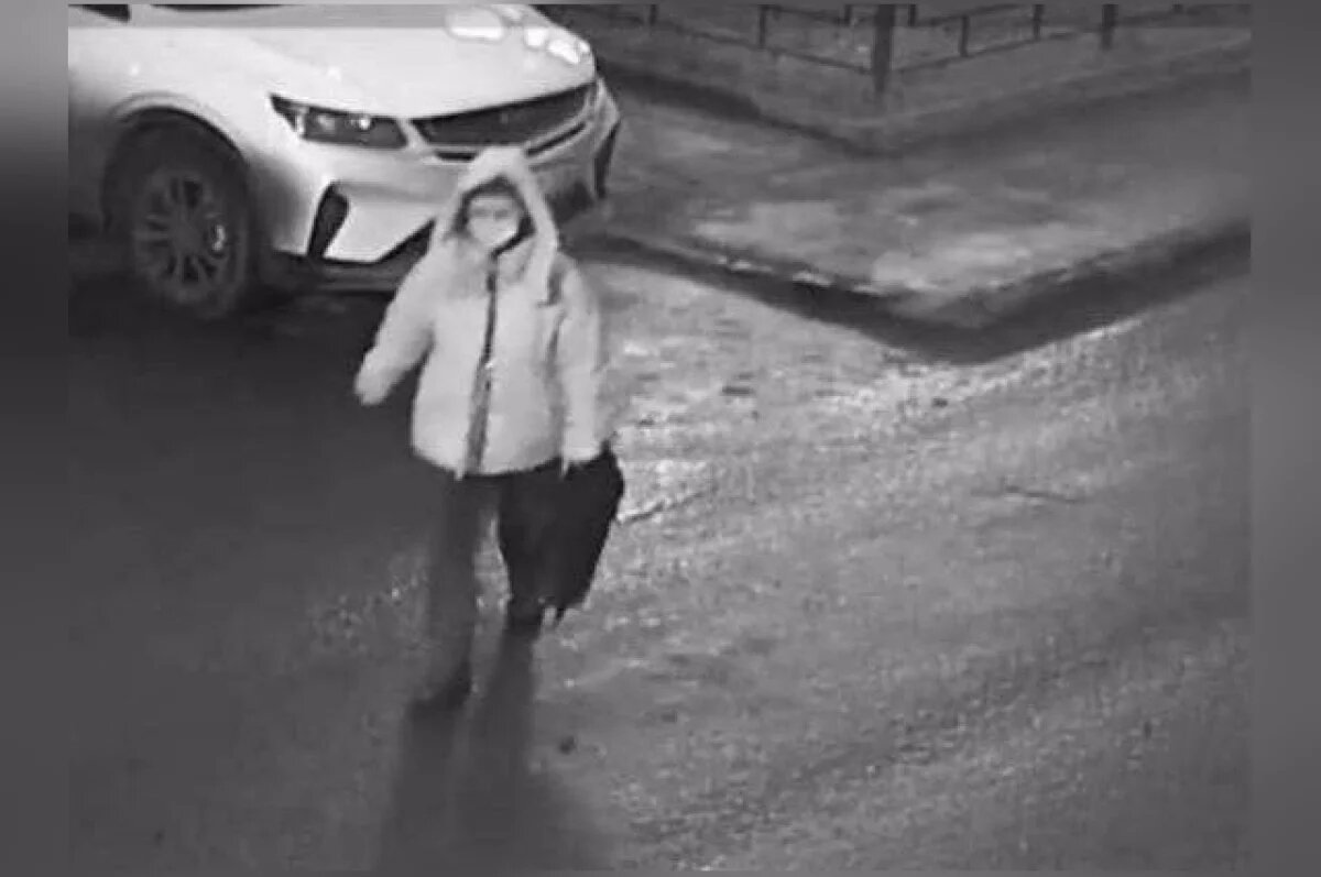    По её словам, малыша родила дома 25-летняя дочь, скрывшая беременность.