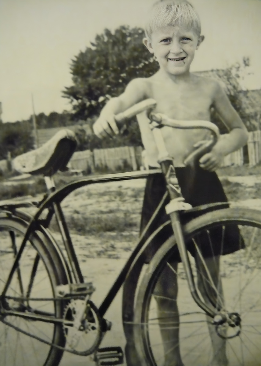 Валерий Сорокин - третьеклассник. Примерно 1965 год.