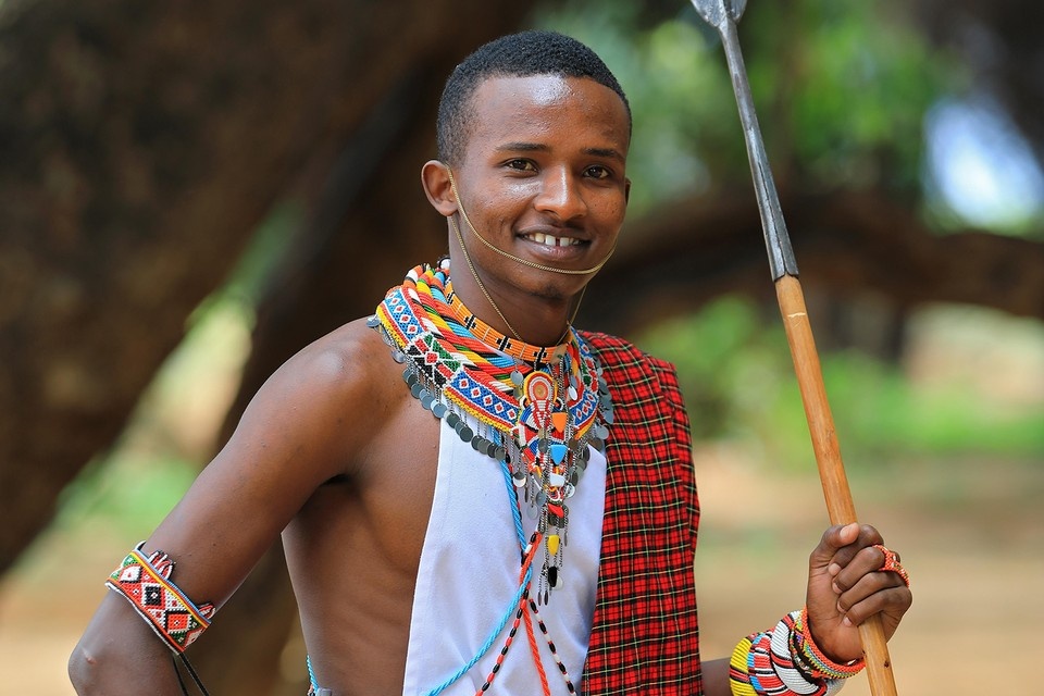    Явившийся во сне туземец с копьем подсказал изобретателю, где должно быть отверстие в игле. Фото: Wolfgang VEESER/Global Look Press