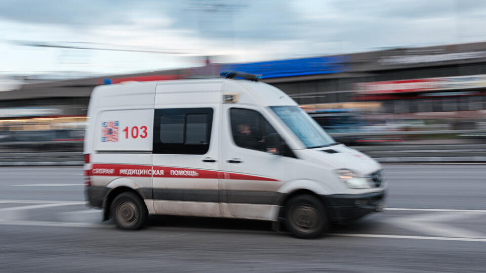     Пострадавшую при атаке ВСУ на Севастополь девочку отправили на лечение в Москву ИЗВЕСТИЯ/Сергей Виноградов