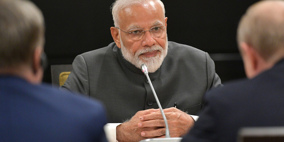 Нарушил протокол: на Западе удивились необычному поведению Моди на встрече с Путиным