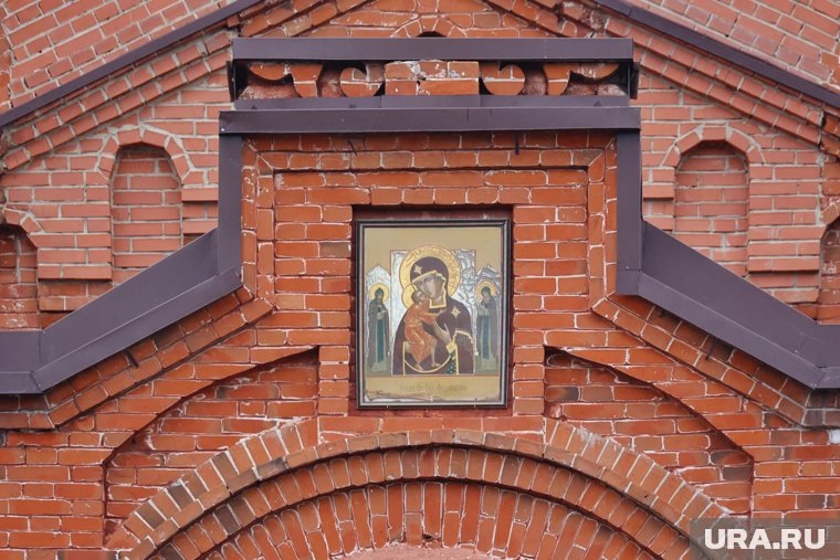     Уникальные православные храмы, пропитанные историей, расположены в Курганской области