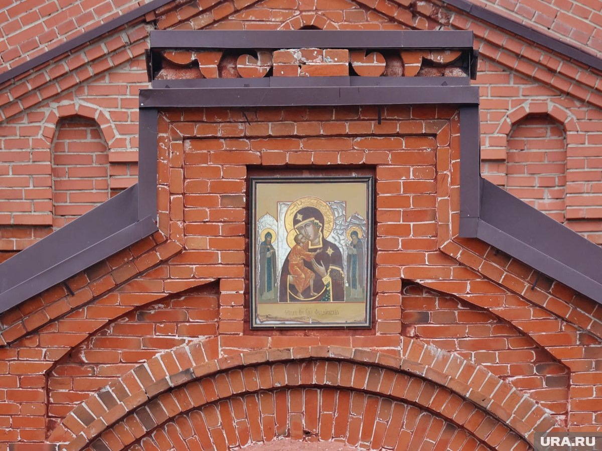     Уникальные православные храмы, пропитанные историей, расположены в Курганской области