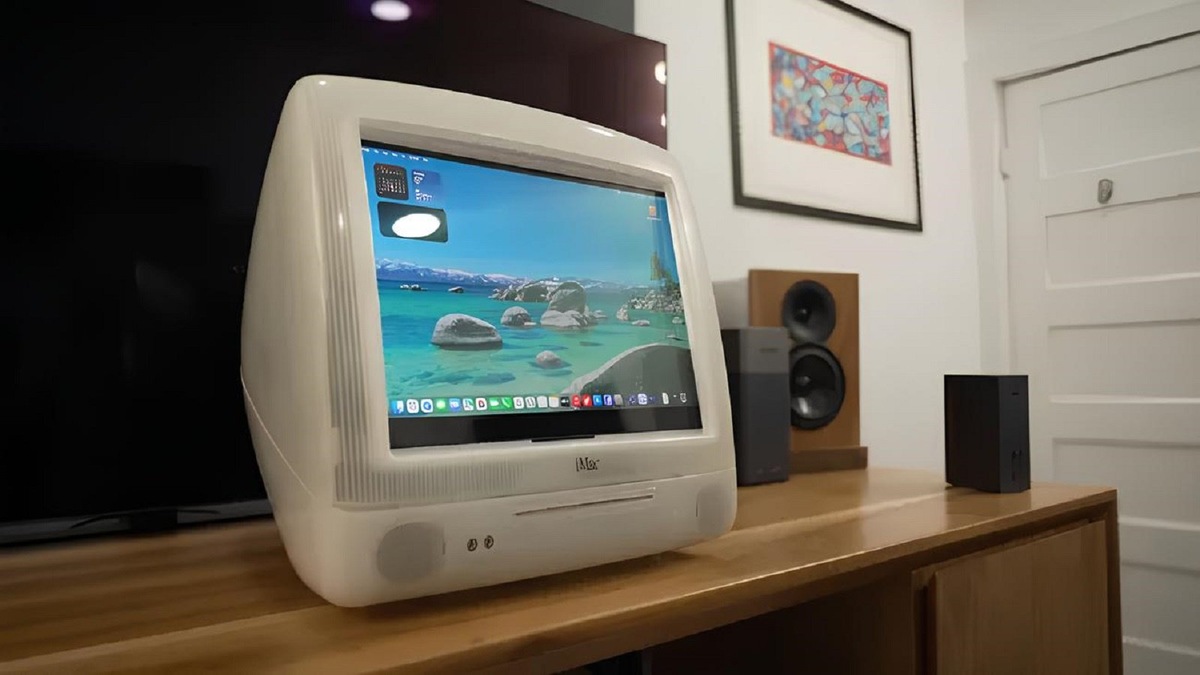    Инженер воскресил iMac из 90-х