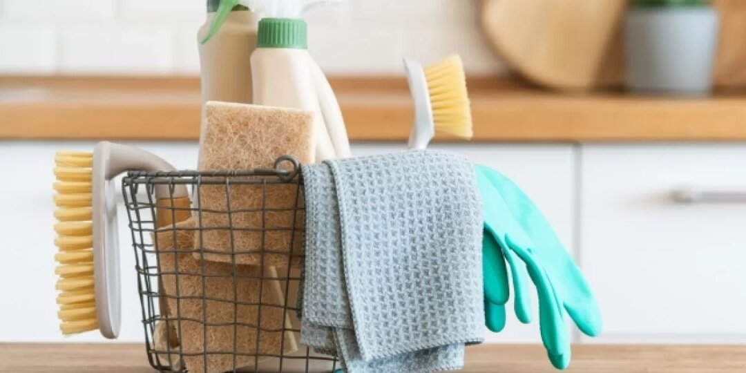 В Роспотребнадзоре дали советы, как сделать уборку к Новому году 2026