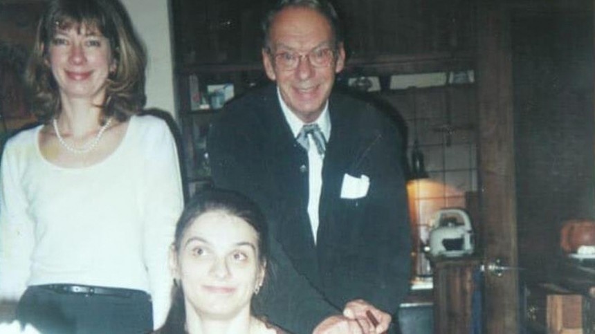 Баталов с дочерьми Надеждой (слева на фото) и Марией