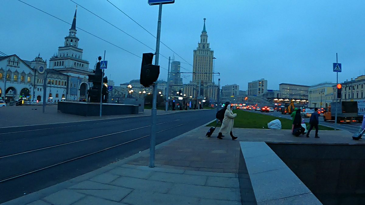 Площадь трех вокзалов