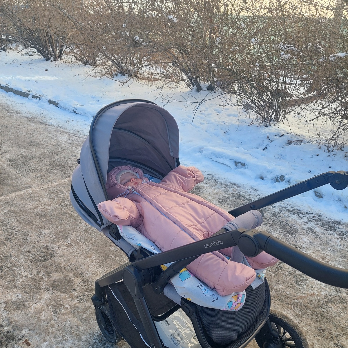 Катерина сладко спит и не подозревает, что ей угрожает отсутствие господдержки 🤭