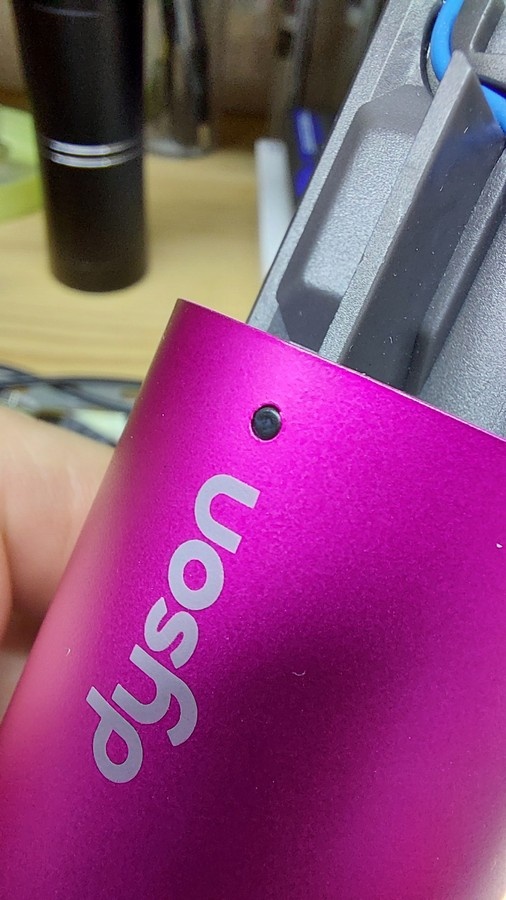 Окошко индикатора выглядит неубедительно. (листайте, есть еще картинки)